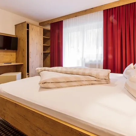 Lejlighedshotel Madeleine Superior Inklusive Summercard 4*
