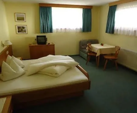 Madeleine Superior Inklusive Summercard アパートホテル ゼルデン