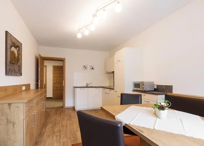 Madeleine Superior Inklusive Summercard Lejlighedshotel