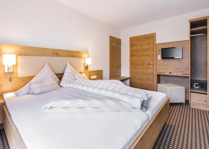 Madeleine Superior Inklusive Summercard Apartmanhotel 4*