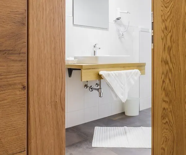 Apartmanhotel Madeleine Superior Inklusive Summercard 4*