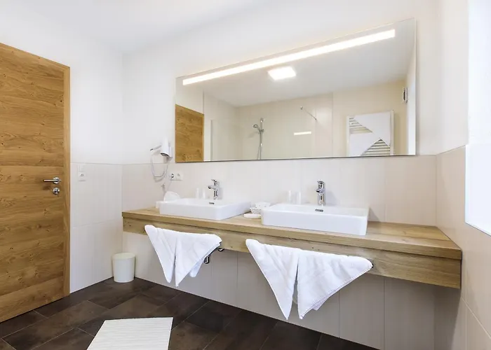 Apartmanhotel Madeleine Superior Inklusive Summercard 4*