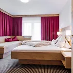 Madeleine Superior Inklusive Summercard 4*