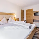 Madeleine Superior Inklusive Summercard Aparthotel 4*