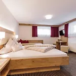 Madeleine Superior Inklusive Summercard 4*